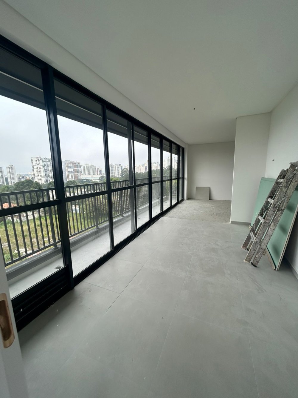 Apartamento - Venda - Cabral - Curitiba - PR